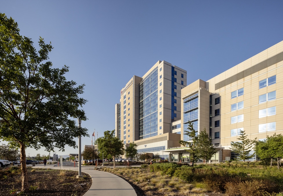 An image of the outside of the Intermountain Medical Center building.
